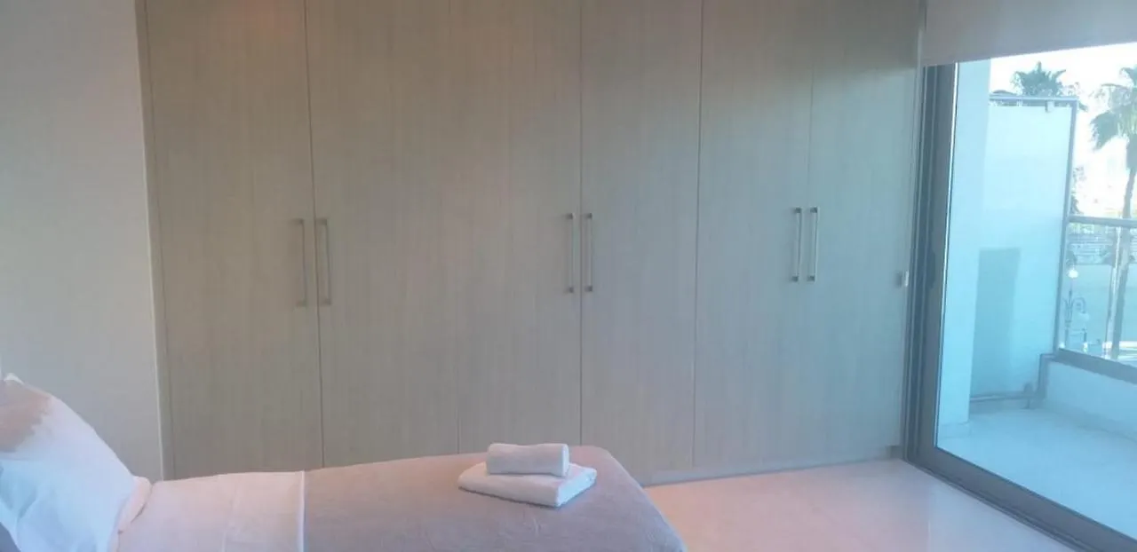 Horizon Luxury Suite At Finikoudes Beach 302 Ларнака